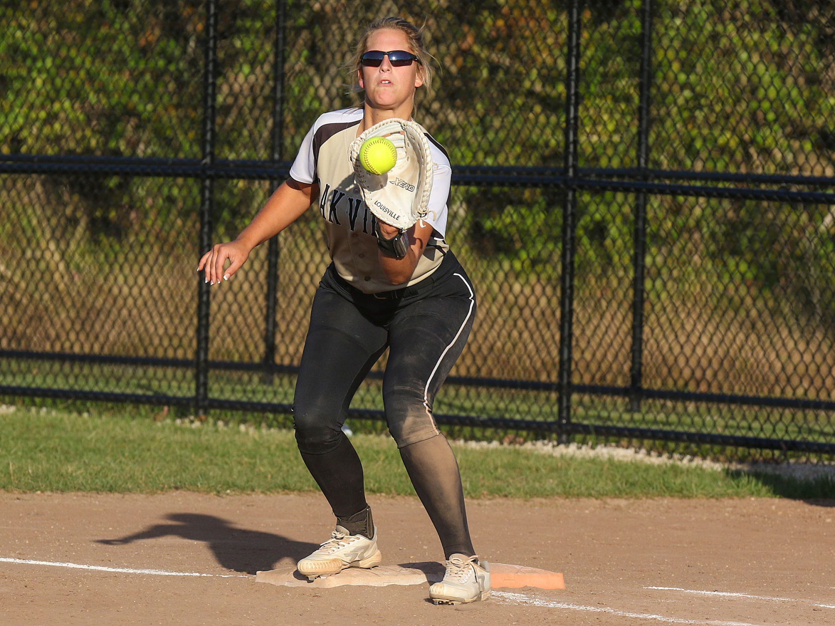 Northwest Cedar Hill vs. Oakville softball